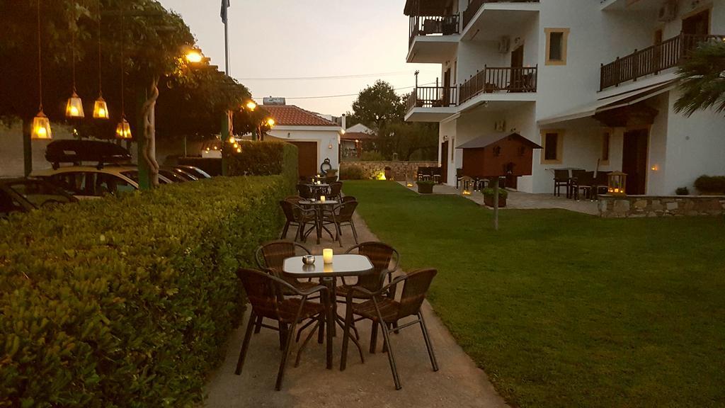 Melrose Aparthotel Skopelos Town Ngoại thất bức ảnh