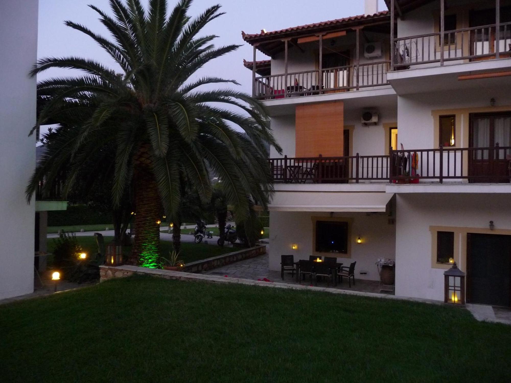 Melrose Aparthotel Skopelos Town Ngoại thất bức ảnh