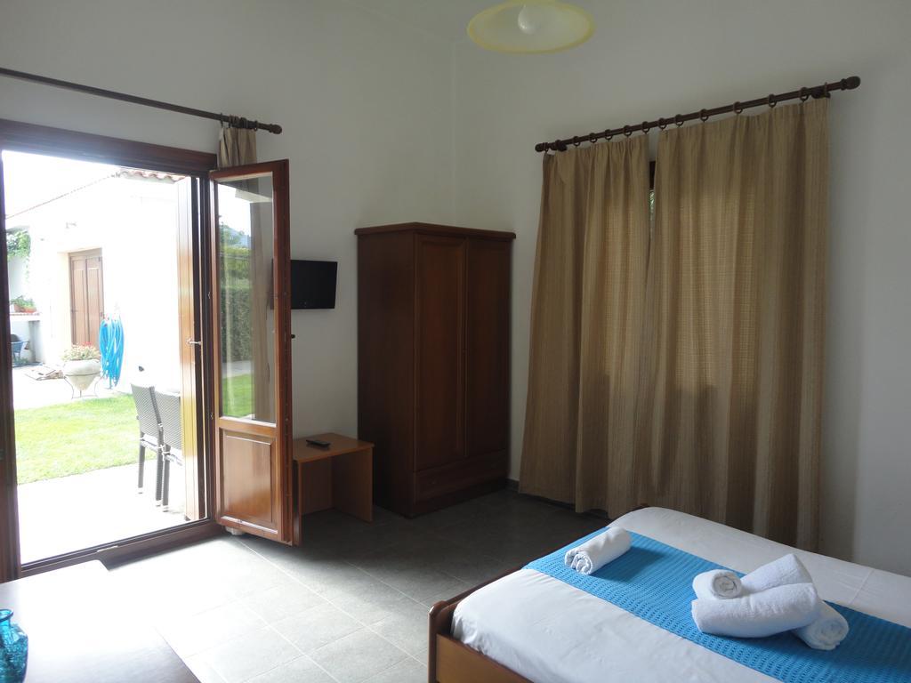 Melrose Aparthotel Skopelos Town Ngoại thất bức ảnh
